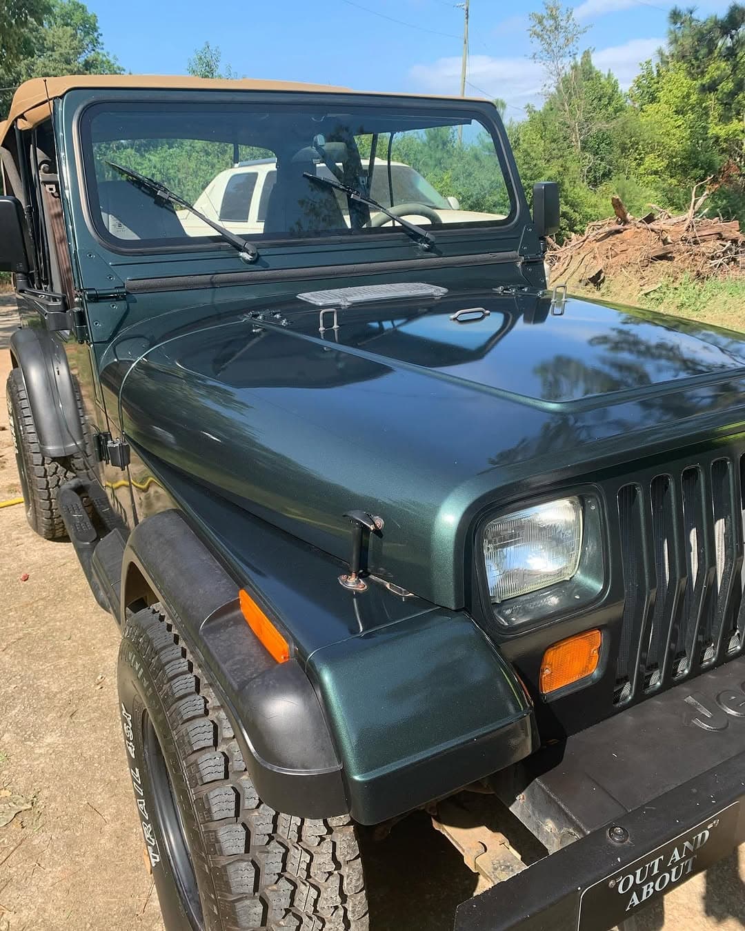 Exterior detailing on a jeep, Cumming GA