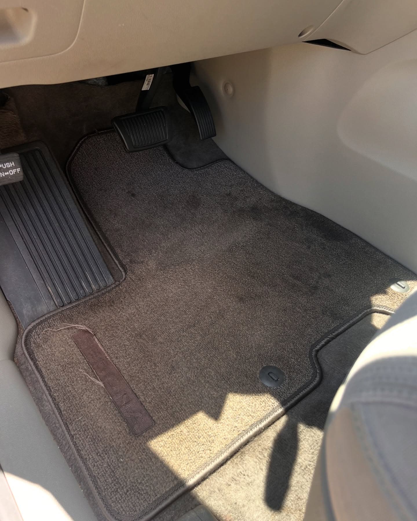 Interior detailing on a vehicle, Cumming GA